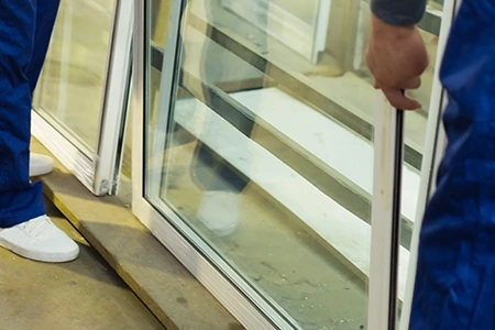 Commercial Glass Repair Technician in Fleming Island, FL